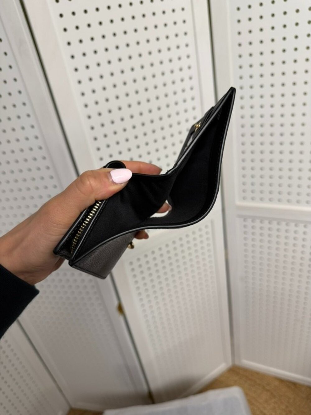 Coach Snap Mini Micro Wallet Black Gold Pebbled Leather with Charm - Picture 8 of 10